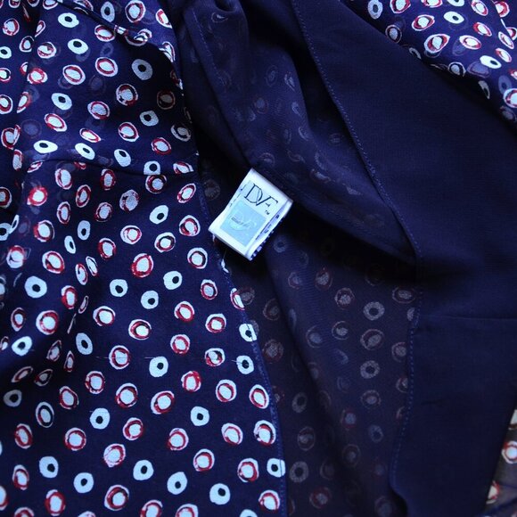Diane Von Furstenberg Saylor Silk Georgette Blouse Size 2 - Picture 9 of 11